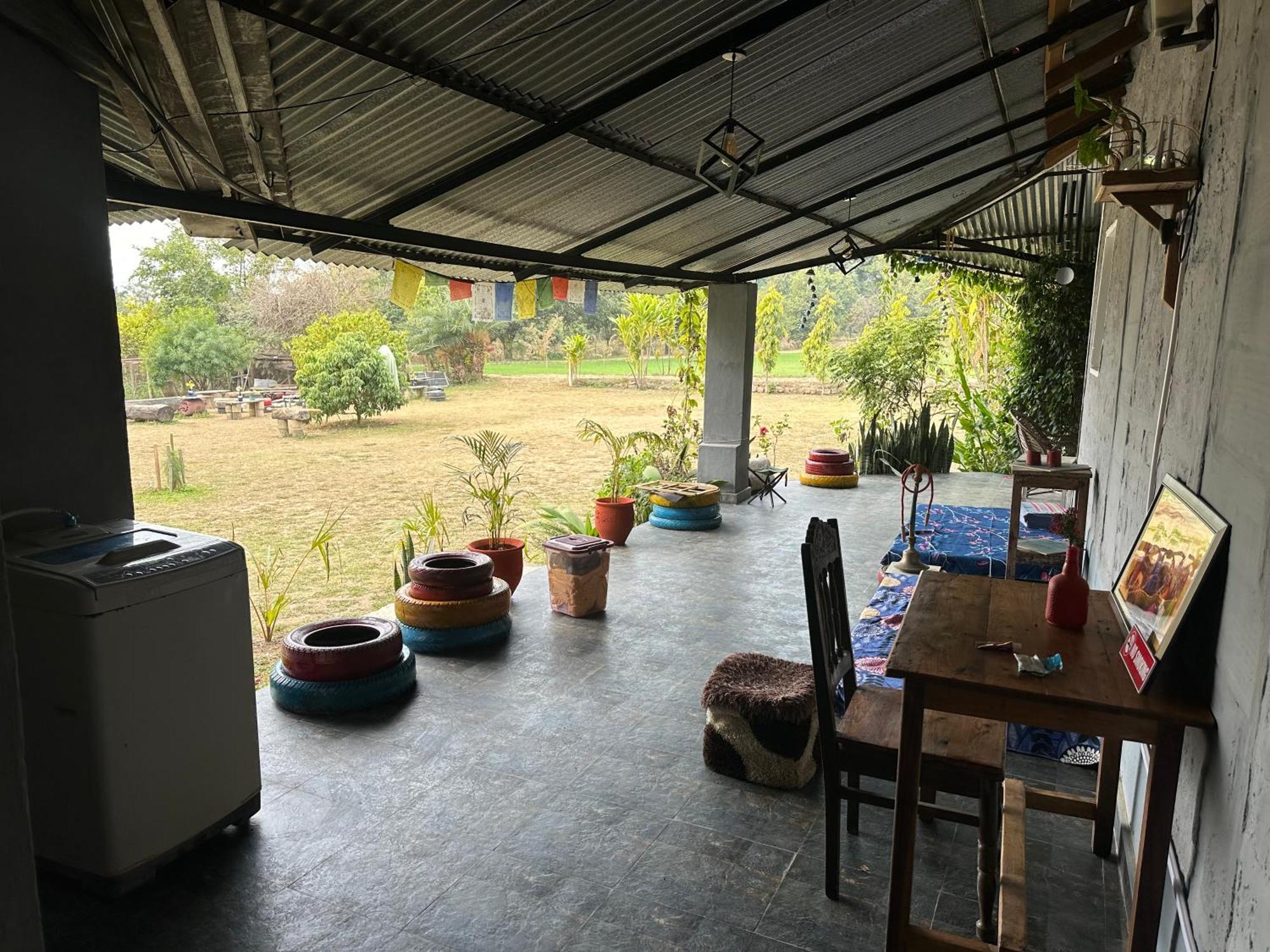 Dreamwoods A Travellers Farm Hostel ดารัมซาลา ภายนอก รูปภาพ