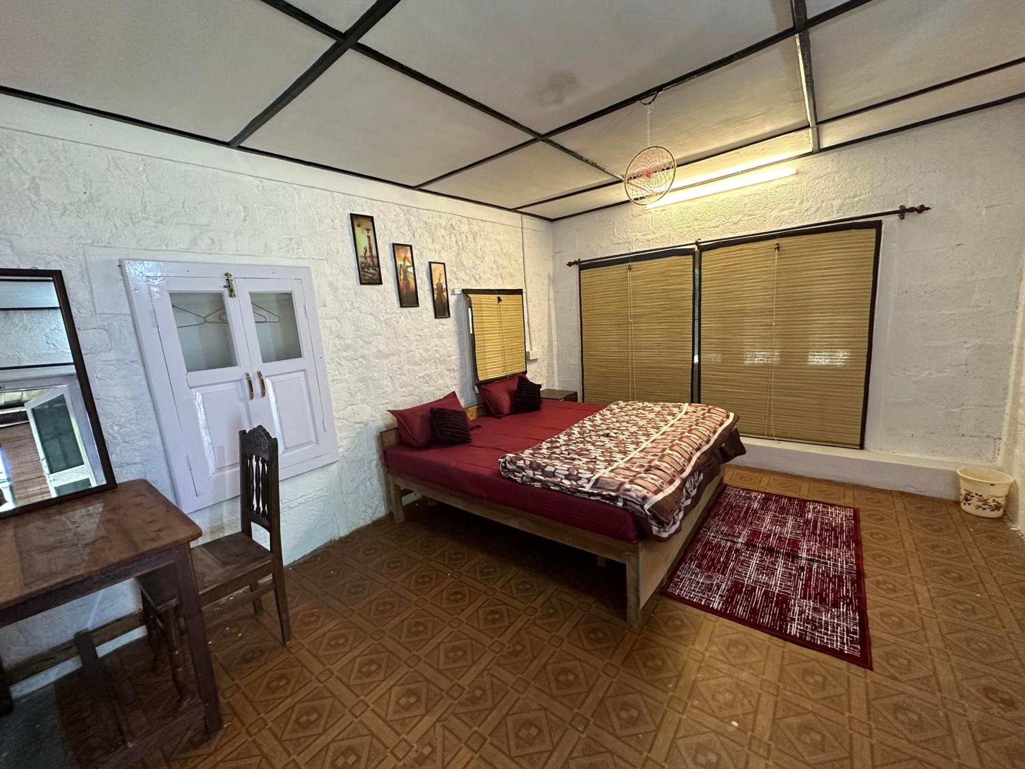 Dreamwoods A Travellers Farm Hostel ดารัมซาลา ภายนอก รูปภาพ