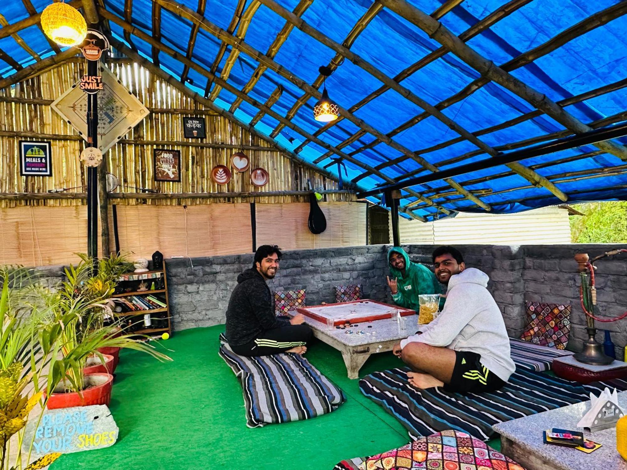 Dreamwoods A Travellers Farm Hostel ดารัมซาลา ภายนอก รูปภาพ