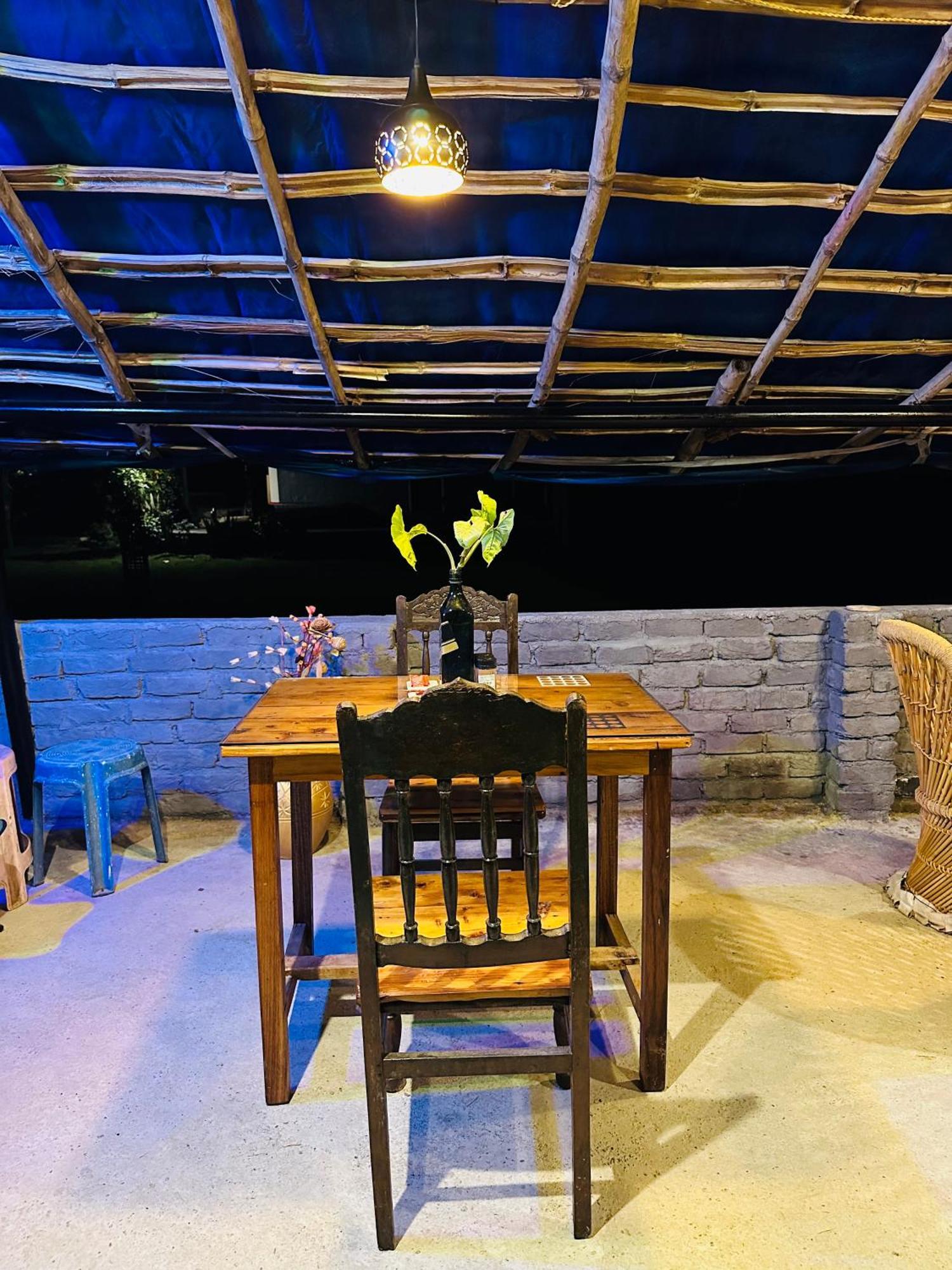 Dreamwoods A Travellers Farm Hostel ดารัมซาลา ภายนอก รูปภาพ